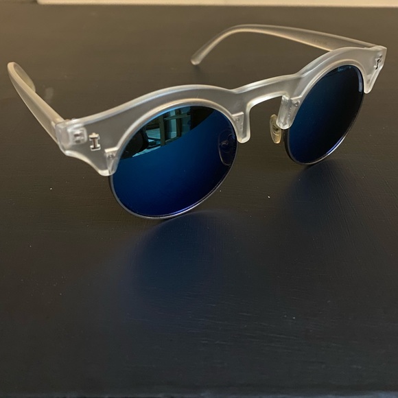Round blue mirrored sunglasses - Picture 3 of 5